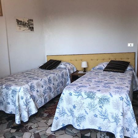 Appartamento Jolie - Vicino Alle Spiagge Con Ac Монтероссо-аль-Маре Экстерьер фото