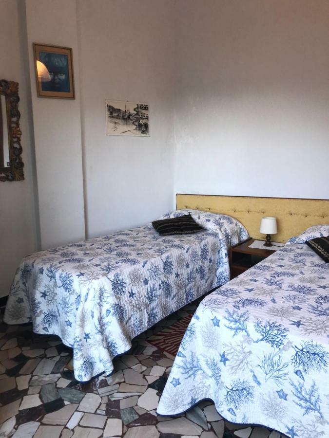 Appartamento Jolie - Vicino Alle Spiagge Con Ac Монтероссо-аль-Маре Экстерьер фото